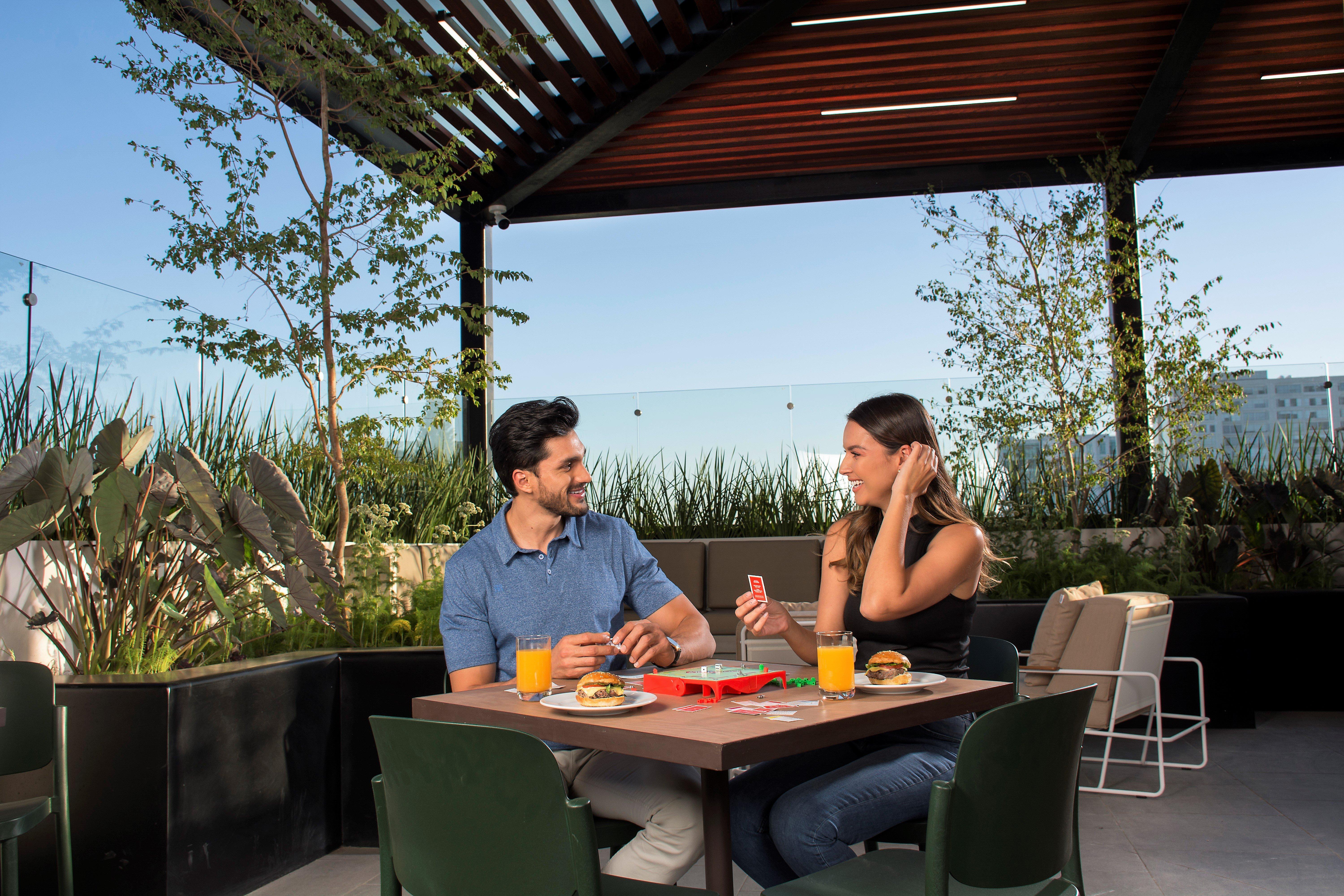 Staybridge Suites - Guadalajara Novena By Ihg Екстер'єр фото
