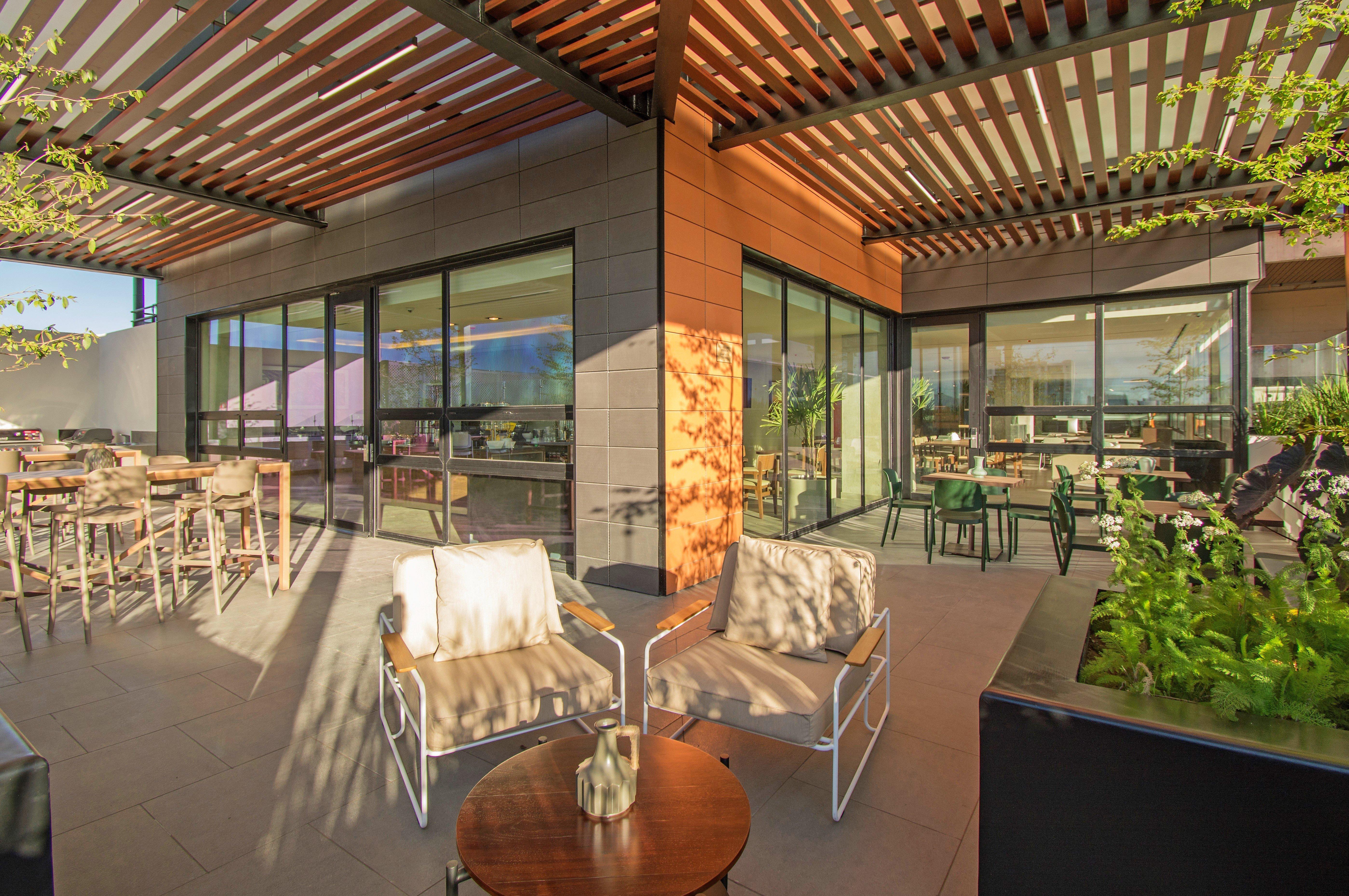 Staybridge Suites - Guadalajara Novena By Ihg Екстер'єр фото