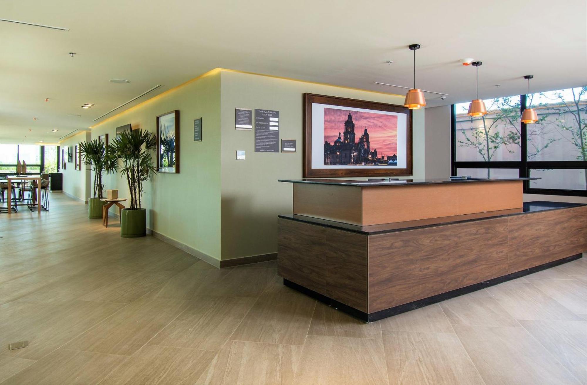 Staybridge Suites - Guadalajara Novena By Ihg Екстер'єр фото