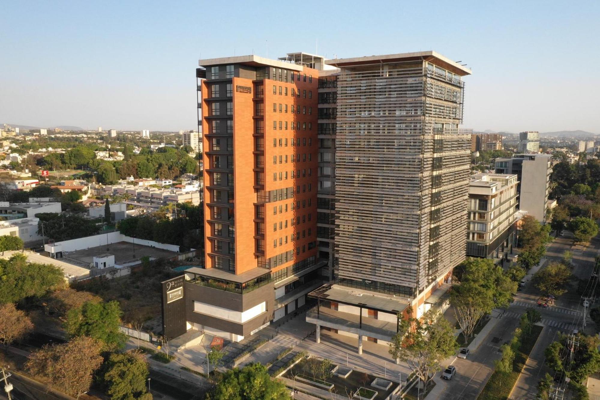 Staybridge Suites - Guadalajara Novena By Ihg Екстер'єр фото