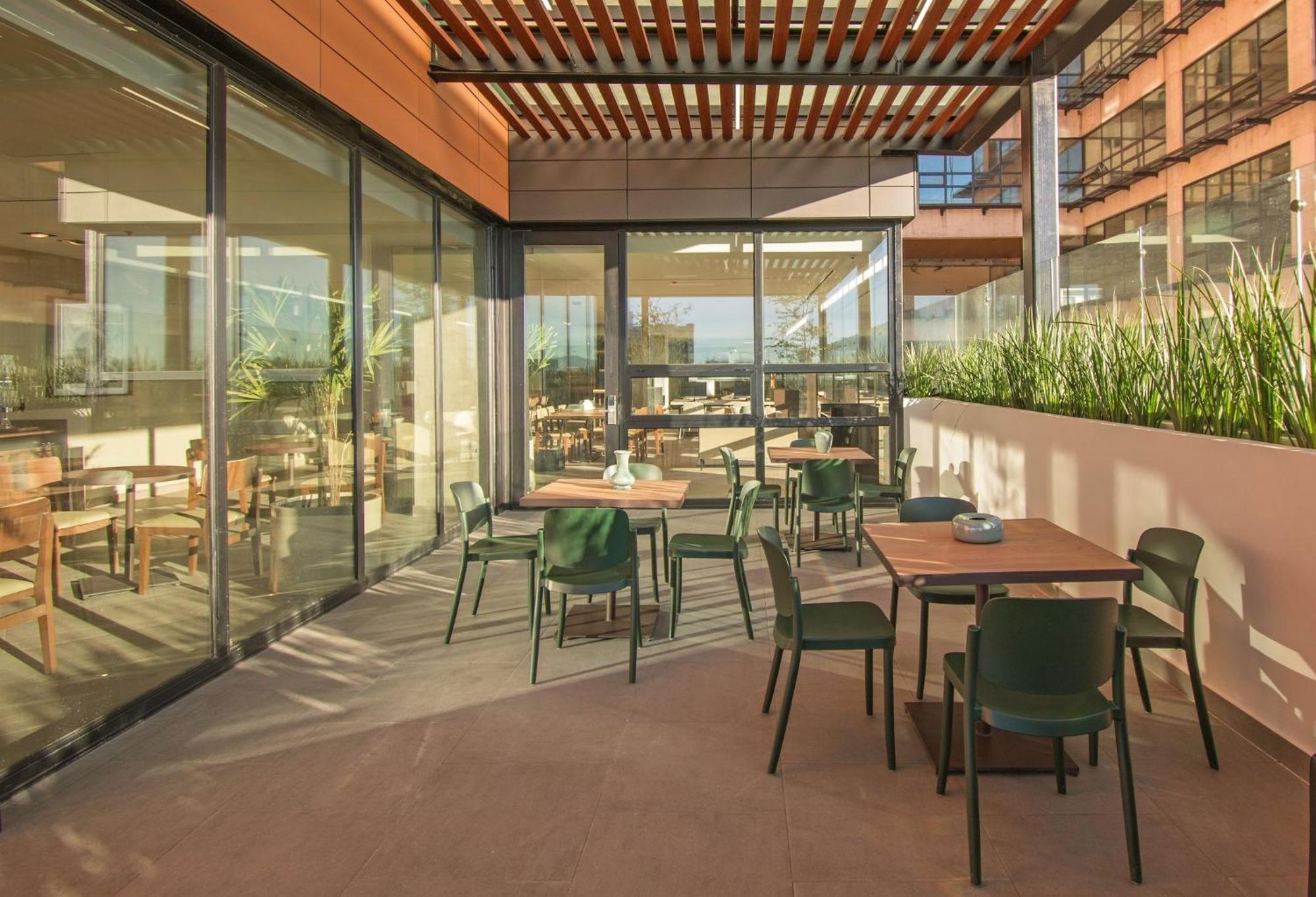 Staybridge Suites - Guadalajara Novena By Ihg Екстер'єр фото