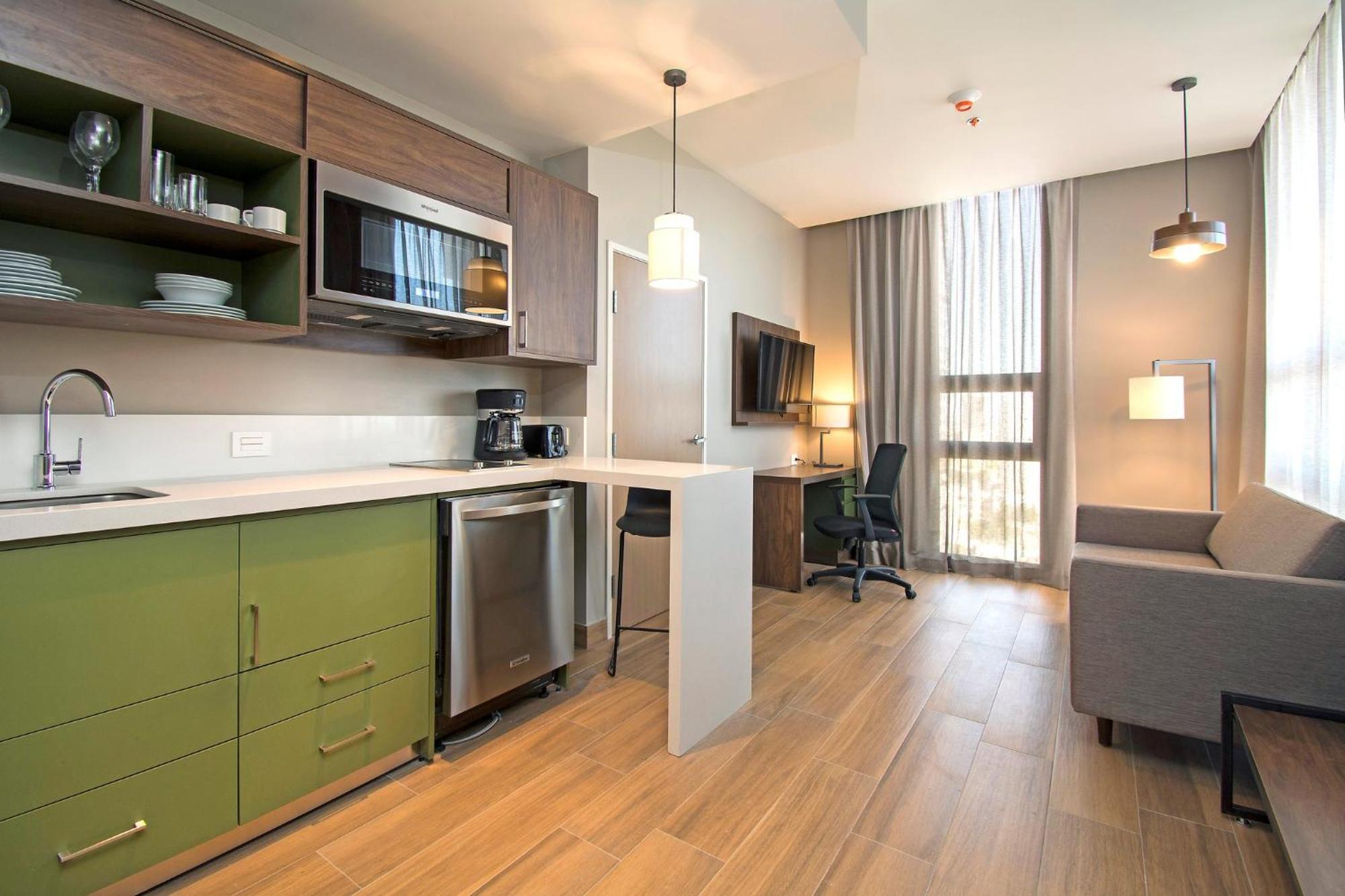 Staybridge Suites - Guadalajara Novena By Ihg Екстер'єр фото